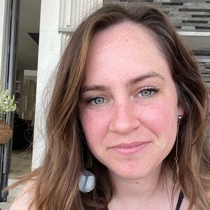 Meet your Posher, Brit